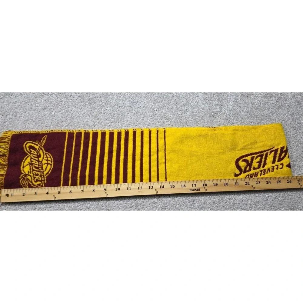 NBA Cleveland Cavaliers Reversable Big Logo Scarf‎ App. 66